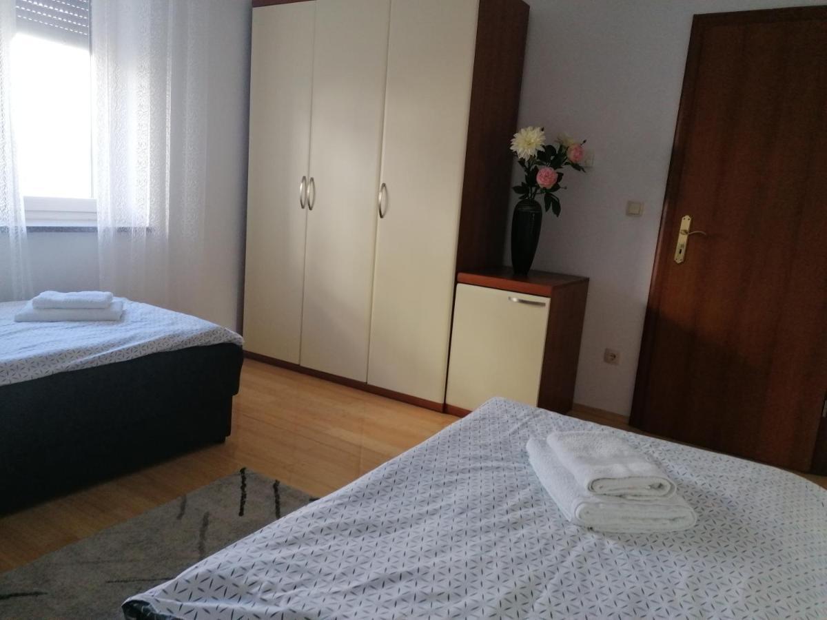Apartment Tisno Exterior photo