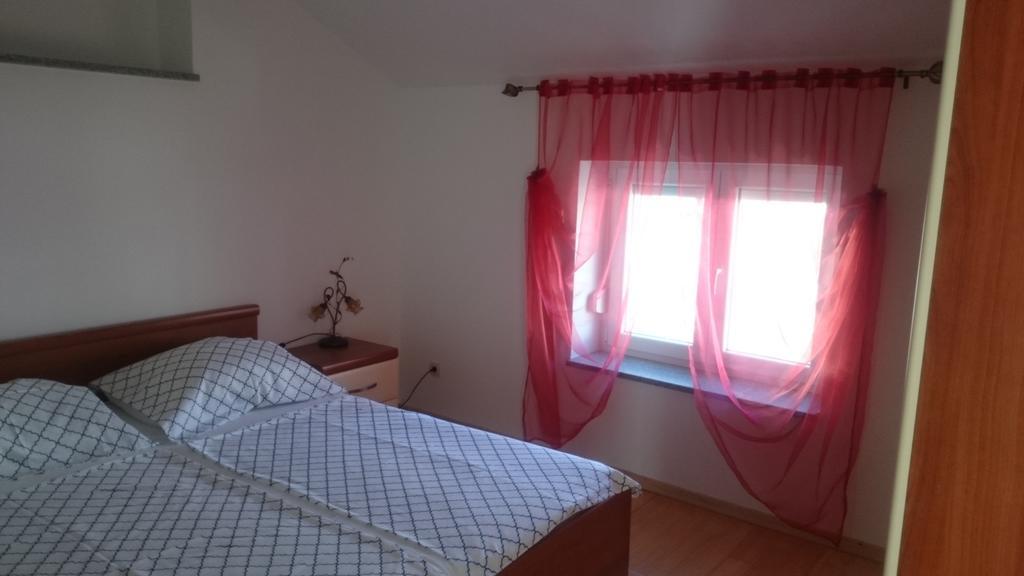 Apartment Tisno Exterior photo