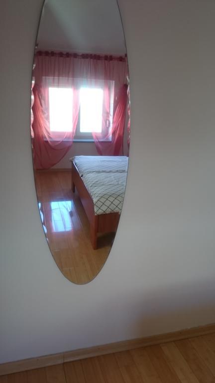Apartment Tisno Exterior photo